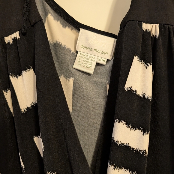 Donna Morgan Black and White Patterned Dress - Picture 2 of 5